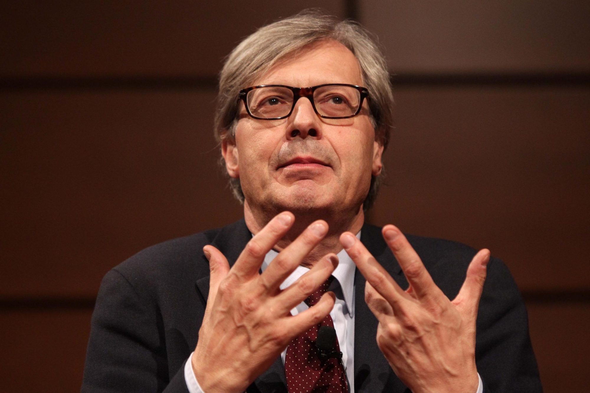 vittorio-sgarbi-themag