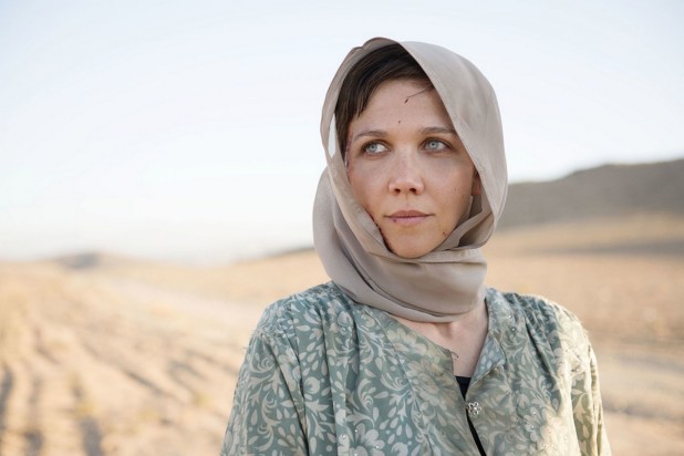 Maggie-Gyllenhaal-in-the-Honourable-Woman-1